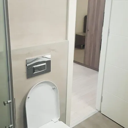 6 Location, Close To Beaches And Anywhere Апартаменты *