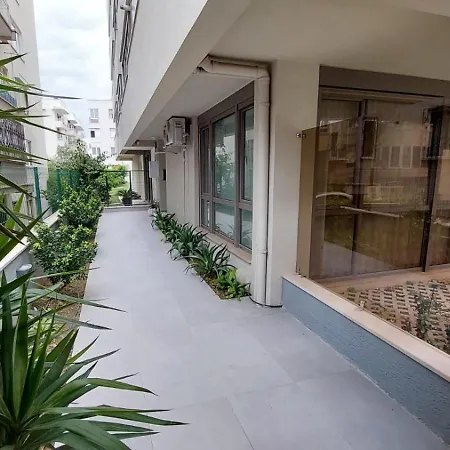 6 Location, Close To Beaches And Anywhere Апартаменты Анталья