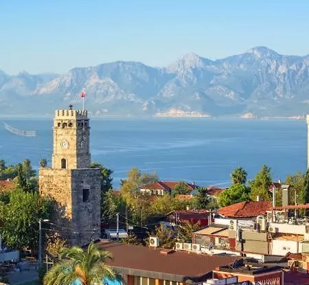 6 Location, Close To Beaches And Anywhere