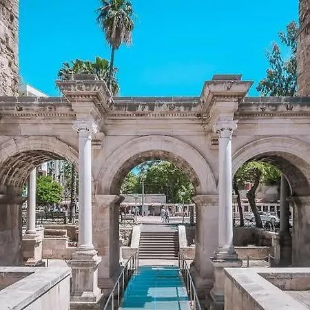 Apartment 6 Location, Close To Beaches And Anywhere Antalya