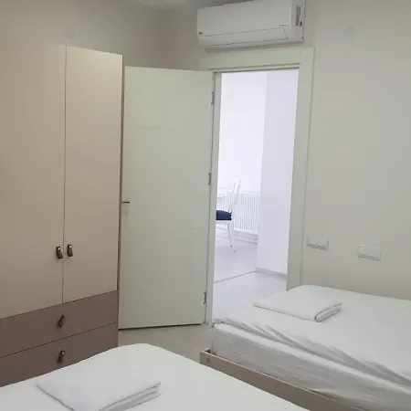 6 Location, Close To Beaches And Anywhere *