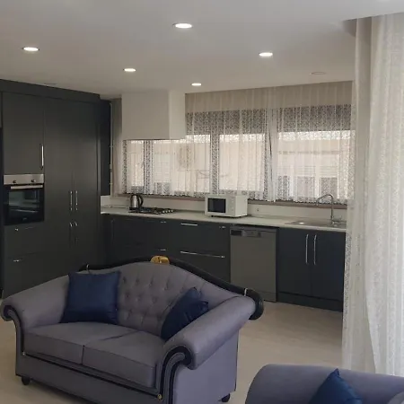 Apartment 6 Location, Close To Beaches And Anywhere *