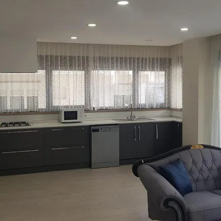 6 Location, Close To Beaches And Anywhere Apartman *