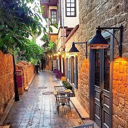 6 Location, Close To Beaches And Anywhere *