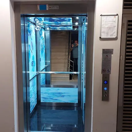 6 Location, Close To Beaches And Anywhere Apartman