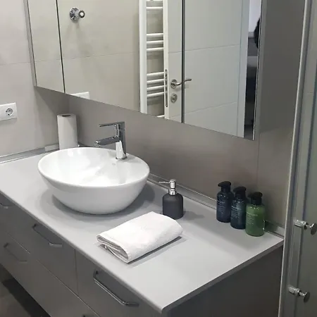6 Location, Close To Beaches And Anywhere Apartment Antalya